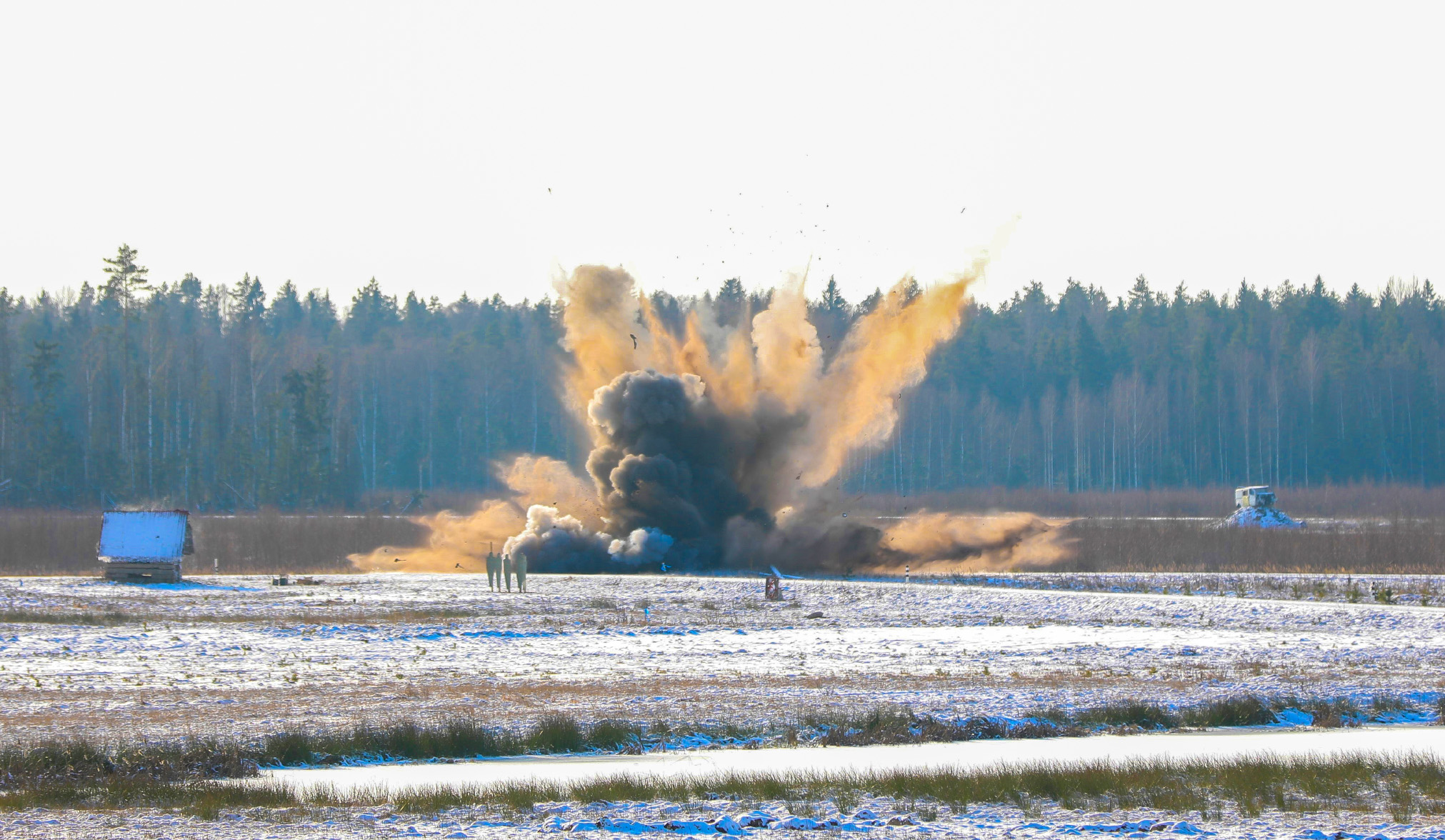 Kuperjanovi pataljoni ajateenijad harjutasid Nursipalus lõhkamist